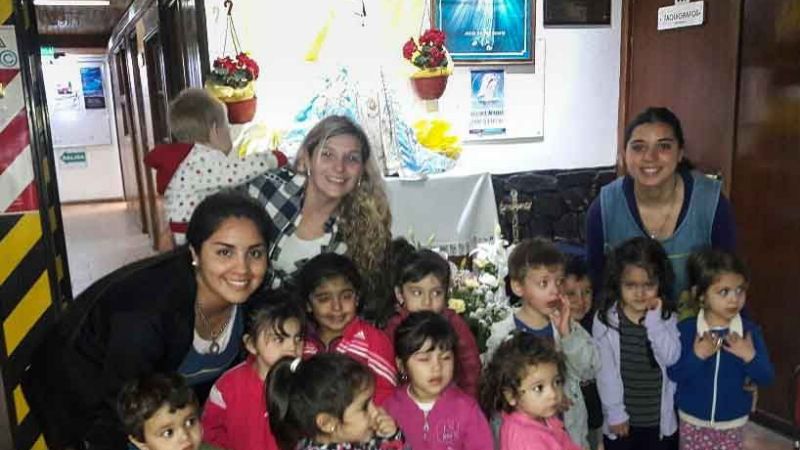 Niños del Jardín Maternal visitaron a la Virgen