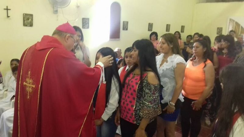 Más de 400 chicos fueron confirmados y recibieron la Primera Comunión en Capayán