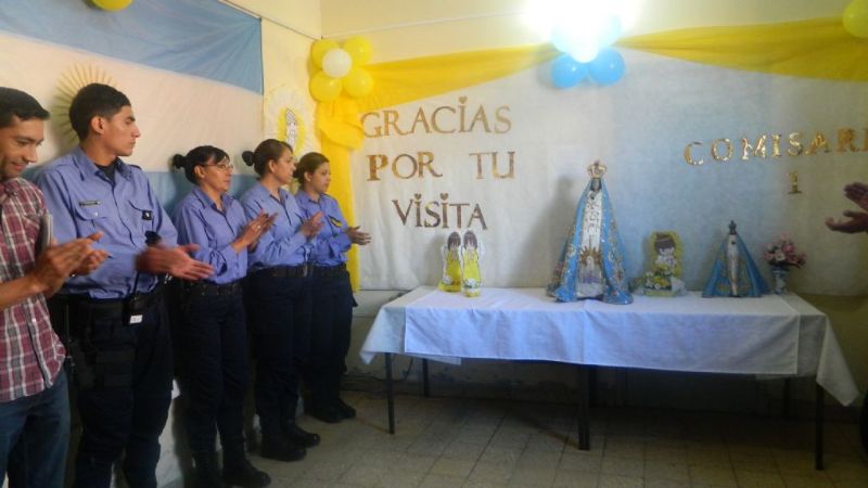 La Imagen de la Virgen del Valle peregrina por las Comisarías del Valle Central