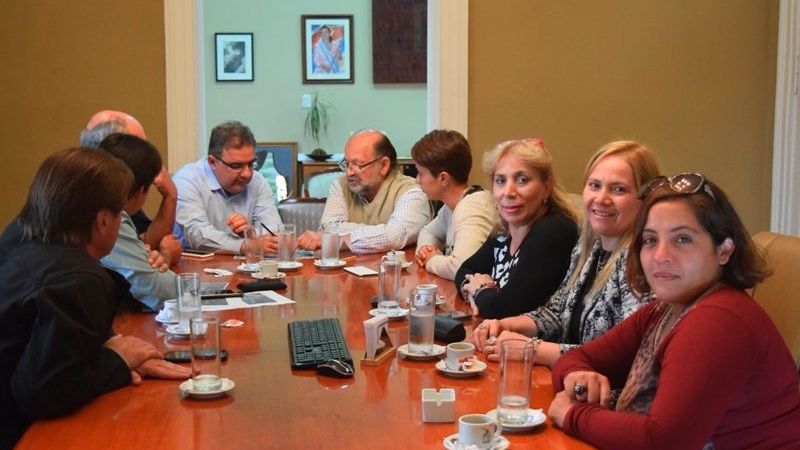 Proyecto para hacer una pista de equitación en el Parque Adán Quiroga