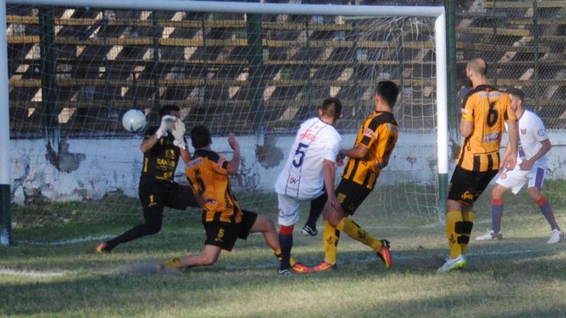 San Lorenzo evitó al menos que se escape Mitre: 1 a 1