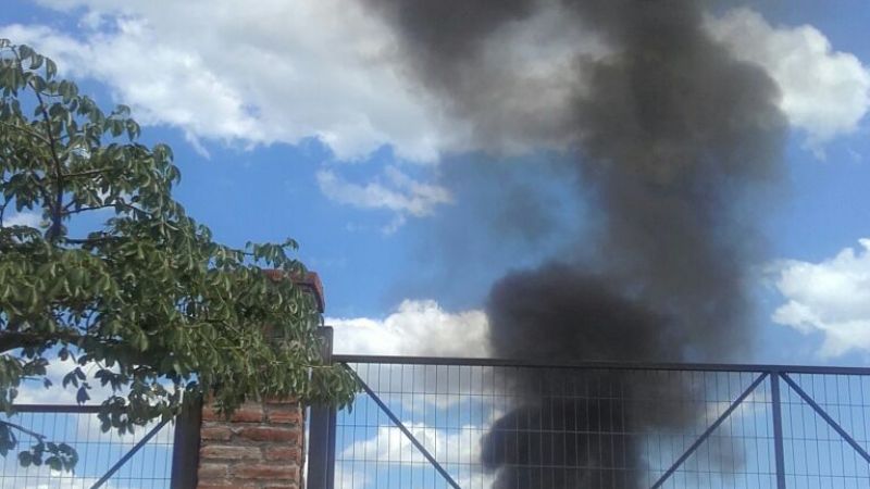 Se incendiaron colectivos en desuso