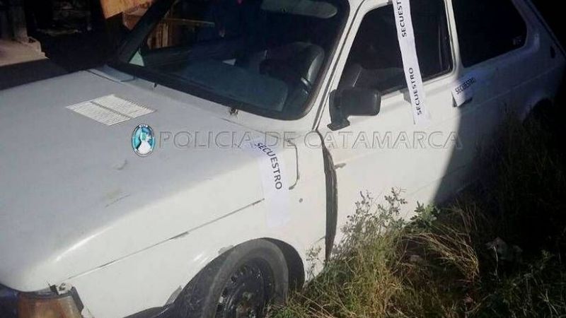 Dos detenidos y un auto secuestrado tras una persecución