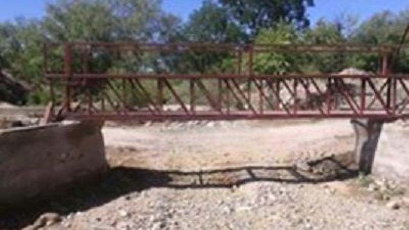 Terminan la pasarela sobre el Huayco