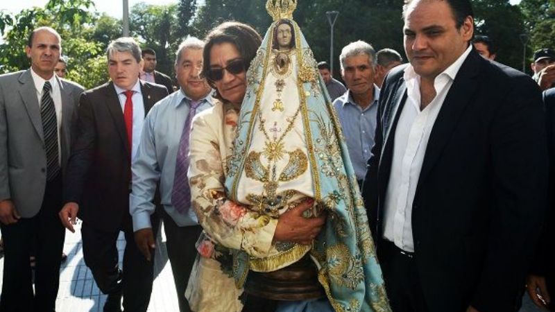 Más fotos de la Virgen del Valle en Casa de Gobierno