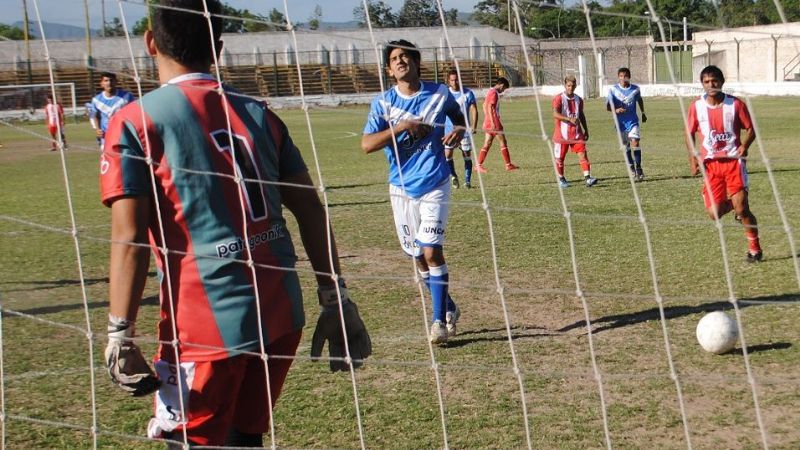 El “adiós” al “Dany” Toledo con todos los honores y hasta un gol