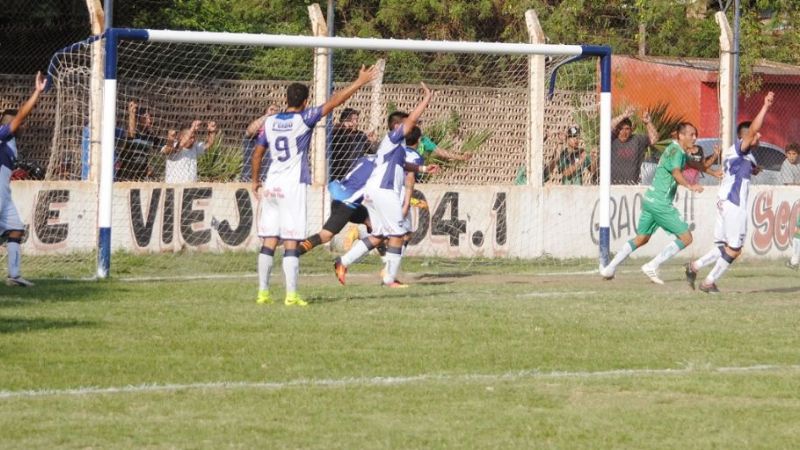 Por violentos incidentes se suspendió el partido San Martín-Sumalao