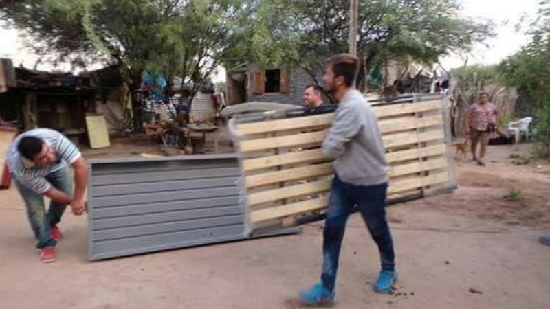 Cambiemos repartió camionadas de artículos en Recreo