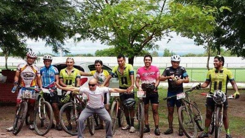 Bikers recreínos brillaron en Frías