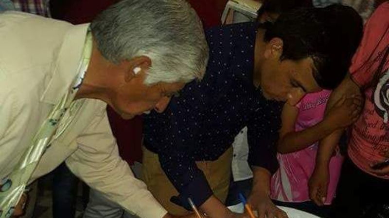 El Obispo consagró el altar y dedicó la centenaria Capilla de Medanitos