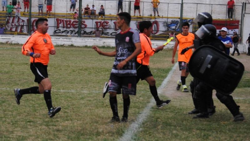 A Villa Cubas le sacaron la soga del cuello, pero sigue en el cadalso