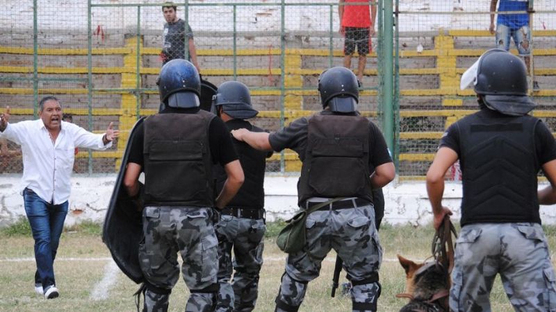 A Villa Cubas le sacaron la soga del cuello, pero sigue en el cadalso