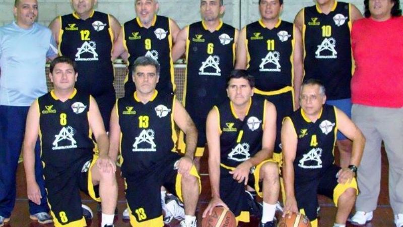 Aragón Construcciones es el campeón en Maxi