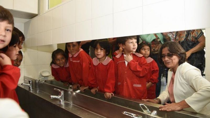 La gobernadora inauguró un nuevo jardín de infantes en Belén