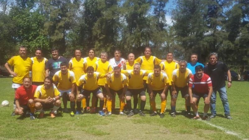 Los Médicos son campeones en la Sénior de la Interprofesional