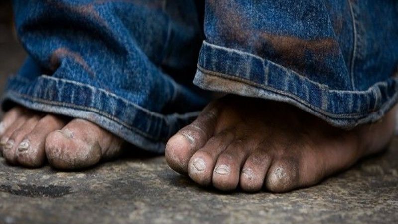 Encuentran a dos niños en estado de abandono