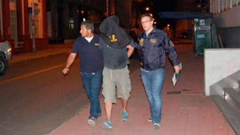 Prefecto mató a sus dos ex parejas en la misma noche