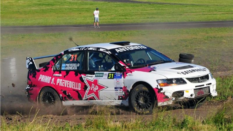 Meliza Prevedello completó el Rally de Concepción del Uruguay, Antonio abandono
