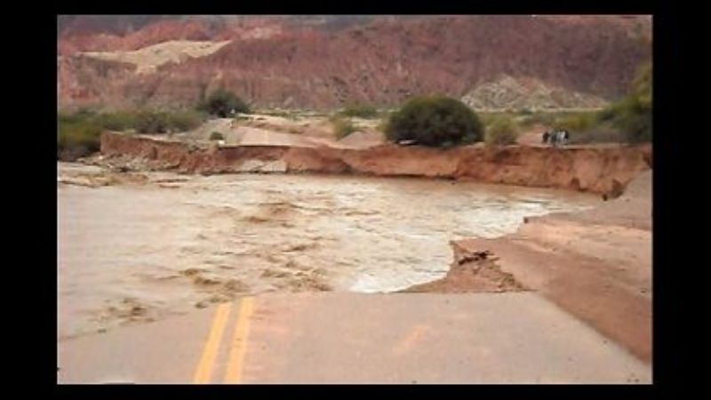 Una fuerte lluvia con granizo cortó la Ruta 68