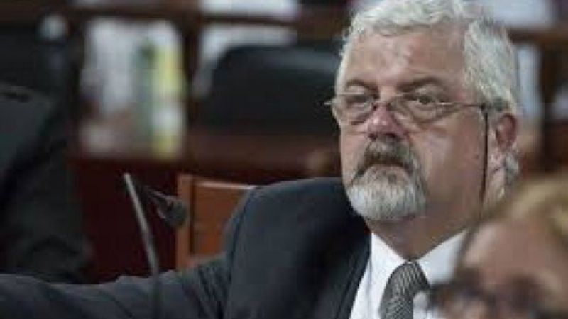 ¿Truchan la firma del diputado Molina y de otros en el FCS?