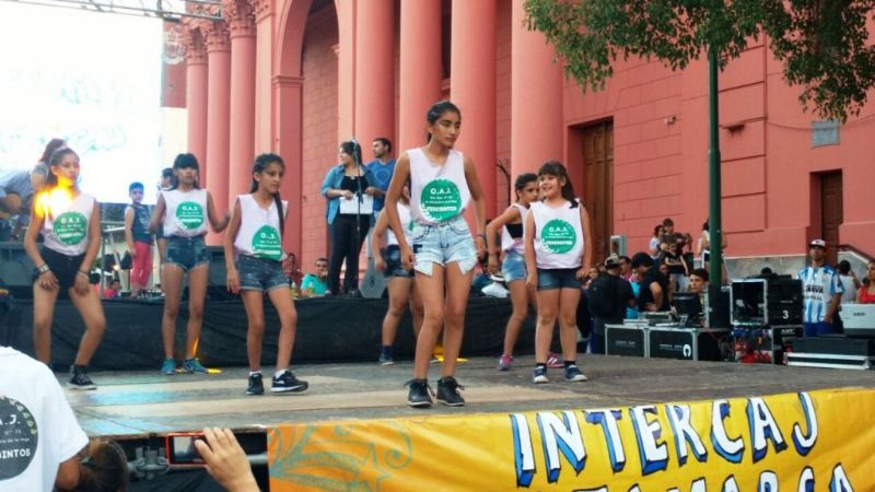 Más de 600 alumnos participaron del Encuentro InterCAJ