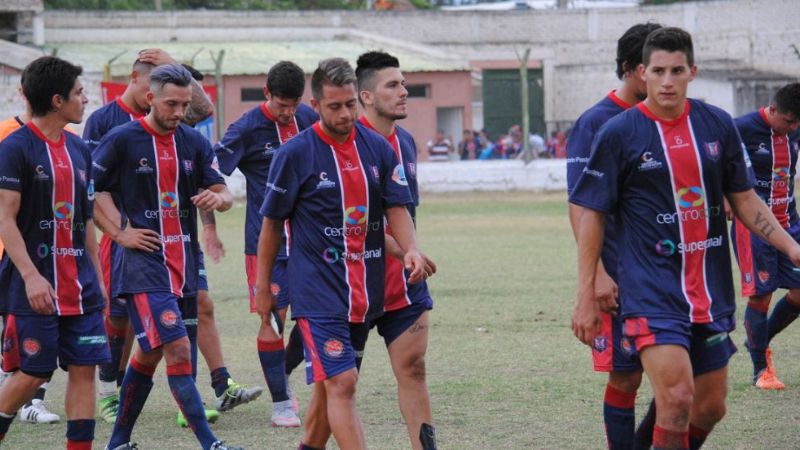 San Lorenzo dejó pasar su chance al caer 1-3 con Juventud