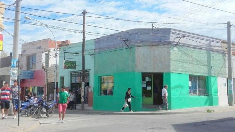 A fin de año, los precios se disparan y no hay control