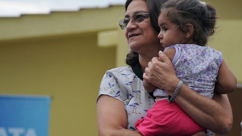 Al “discurso vacío como simple disfraz”, Lucía propuso “seguir trabajando”