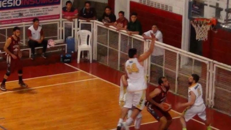 Olimpia despidió el año de local con un triunfo 87 a 75