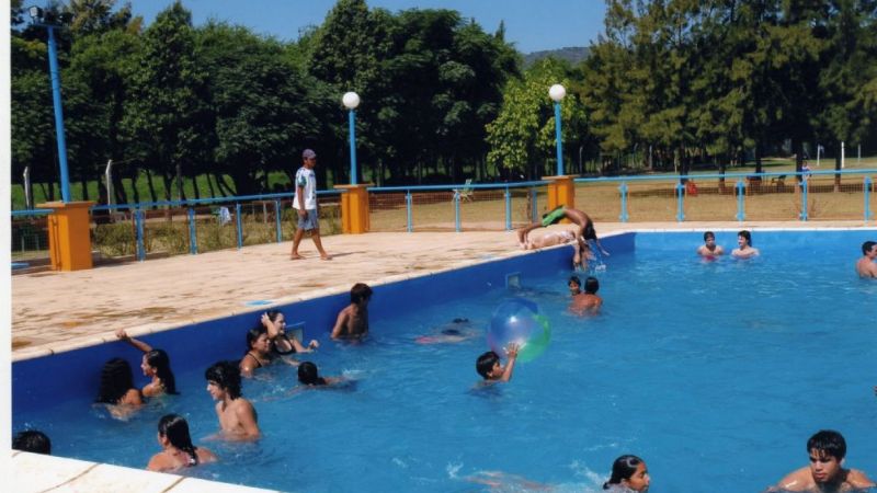 Se abre la temporada de la pileta en el predio de los mercantiles