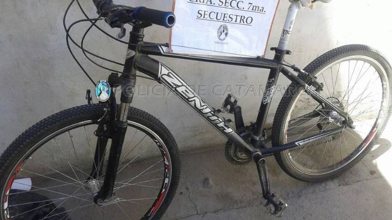 Tras una persecución, atrapan a un ladrón y recuperan una bicicleta robada