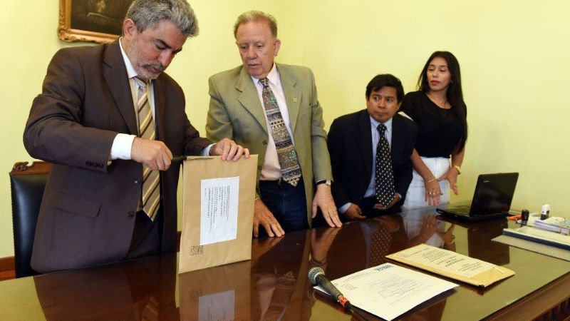 Adquirirán transporte 0km para escuelas técnicas