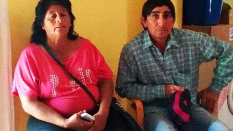 Tíos y abuelo piden la tenencia de los menores abusados