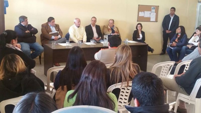 Jalile aumentó su sueldo y el de sus funcionarios