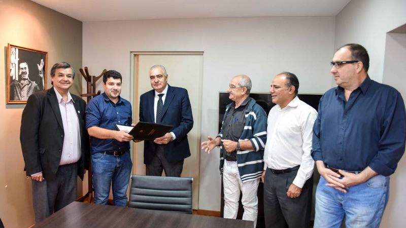 El vicegobernador y senadores recibieron al Círculo de Periodistas Deportivos