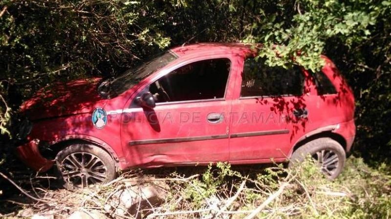 Volvían de una fiesta, se quedó dormido y cayeron a un barranco