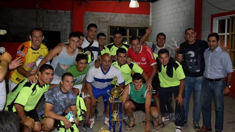 Se disputaron las finales de fútbol en las Olimpiadas Policiales