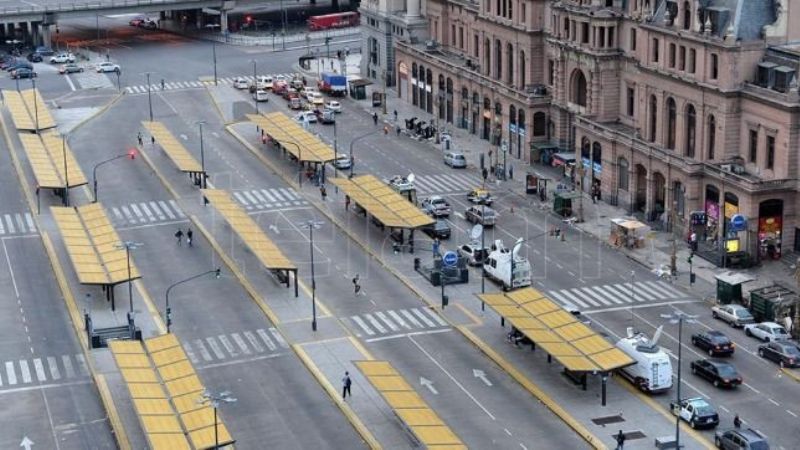 A primera hora se paralizaron los servicios de transporte público