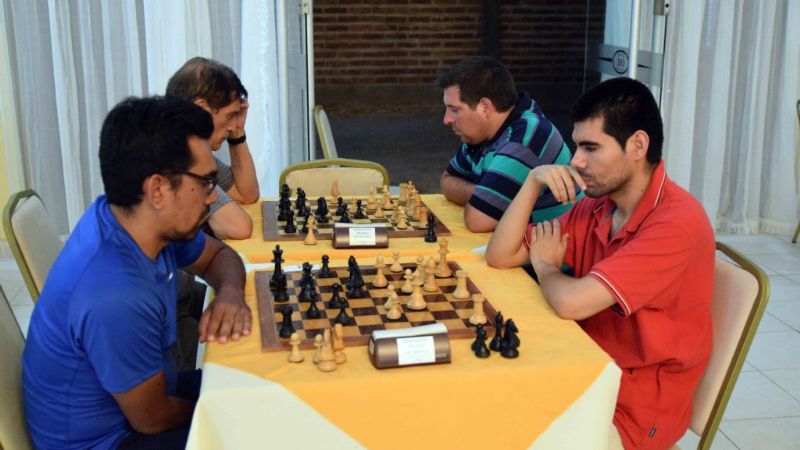 Disputan importante torno de ajedrez en Fray M. Esquiú