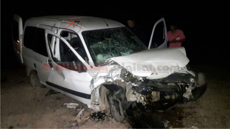 Tres personas murieron y una niña está grave tras un choque frontal