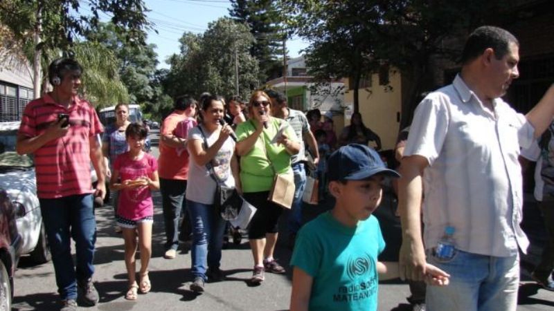 Misachico con pesebres por las calles de la ciudad