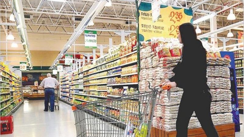 Los argentinos creen que la inflación de 2017 será del 25%