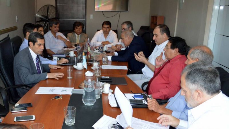 Vicegobernador y senadores recibieron al ministro Aredes