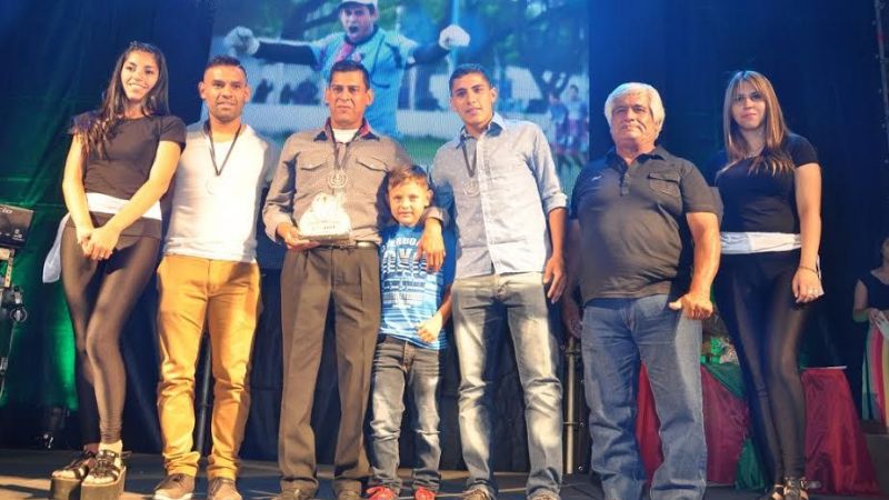 El boxeador Miguel Barrionuevo “Deportista del Año 2016”, en Catamarca
