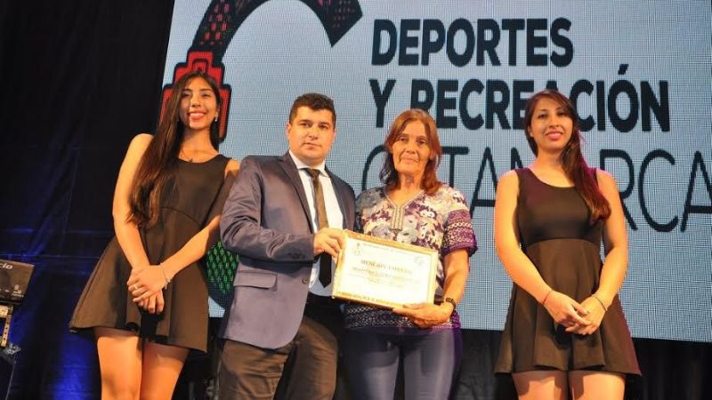 El boxeador Miguel Barrionuevo “Deportista del Año 2016”, en Catamarca