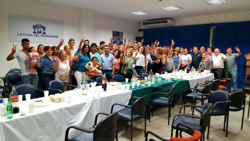 Encuentro y brindis de dirigentes peronistas del Circuito 7