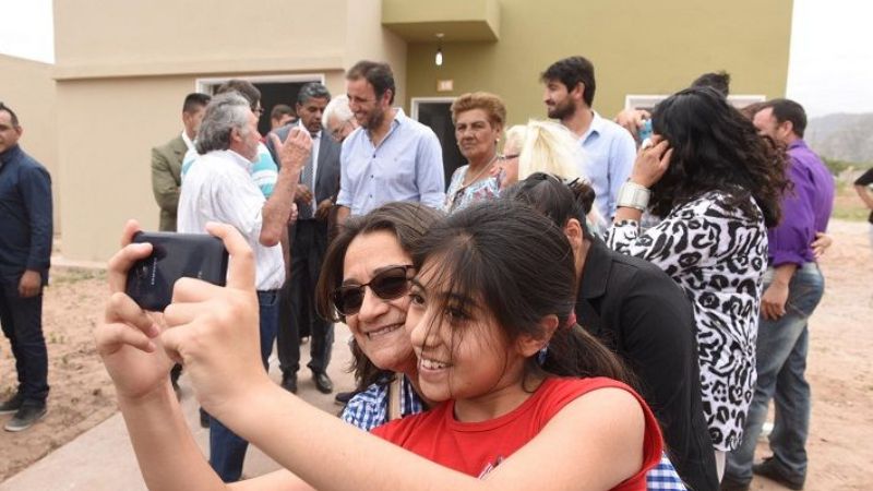 "Tenemos que aprender a trabajar juntos, la disputa estéril no sirve para nada"