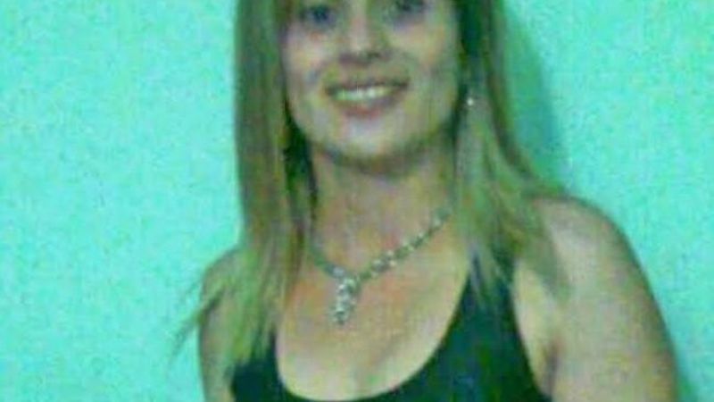 Cadena de oración rogando por Carolina Mabel Acuña Montalván