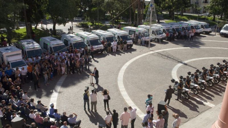 Lucía anunció que concluirá la obra del Hospital de Niños con fondos provinciales