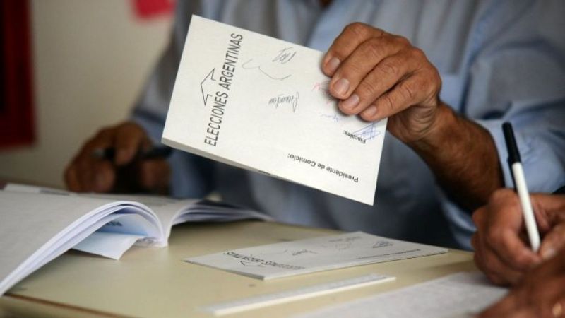 El Gobierno aspira a sancionar la reforma electoral en marzo